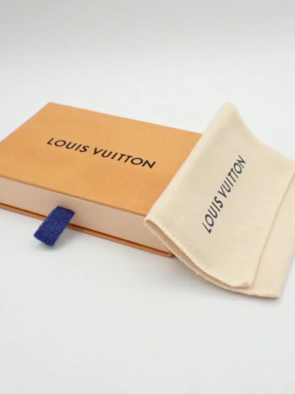Louis Vuitton lv bracelet